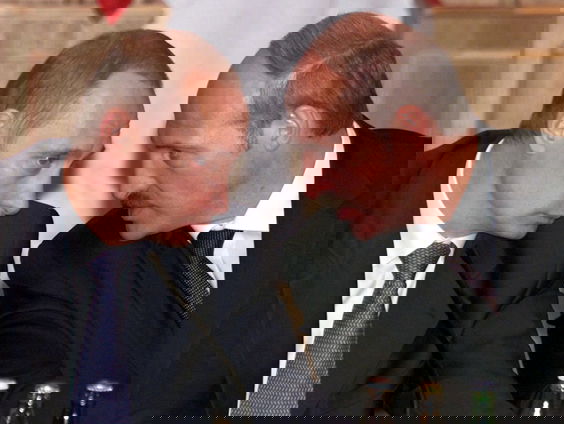 Moskou-correspondent Geert Groot Koerkamp over het presidentschap van Loekasjenko