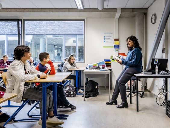 Stand.nl: De vrijheid van meningsuiting moet op elke school besproken worden
