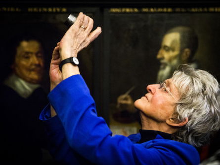 Mineke Schipper over haar boek Heuvels van het paradijs