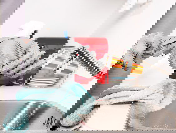 Waarom Ben Je Ook Wakker? De nacht van een schoonmaker!