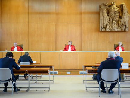 "ECB handelt illegaal"