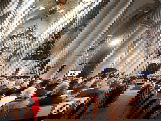 Onderzoek onder kerkgangers: zitten de kerken straks weer vol?