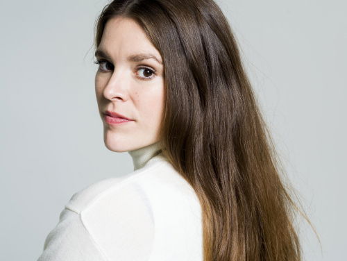 Alma Mathijsen schrijft het sprookje af dat haar moeder ooit begon