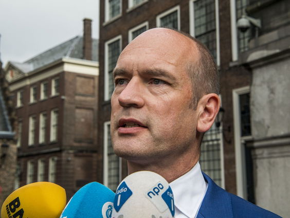 Segers over radicale islamitische invloeden: ‘Vrijheid fier en stevig verdedigen’