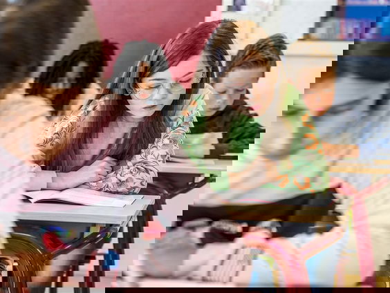 Onderwijsraad waarschuwt voor kansenongelijkheid door privébijles