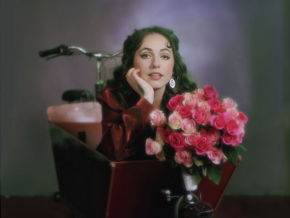 Sophie Straat zingt smartlappen over gentrificatie, bakfietsen en voetbal