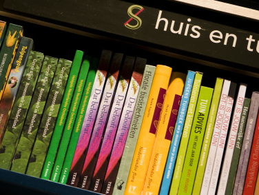 Bouquet-reeks voor het eerst een Friestalig deel