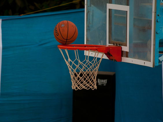 Hoe gevluchte kinderen in Nederland geholpen worden doormiddel van sport en spel