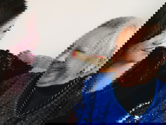 Verhalen van Spraakmakers: portretten van 5 mensen met roots in wat ooit Nederlands Indië was - deel 4