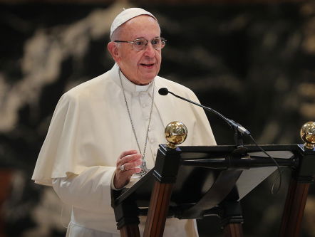 Eerder gehoord: paus bezoekt politiek beladen land