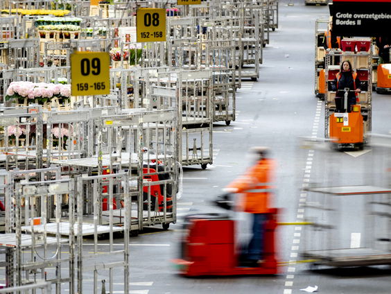 Toch geen loonsverhoging voor duizenden werkenden