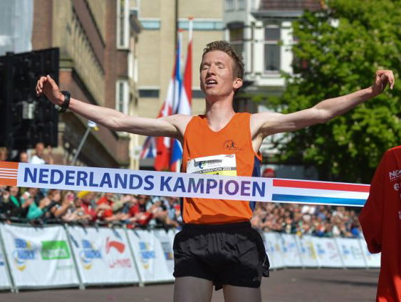 Marathonloper Bart van Nunen heeft goede hoop op Olympisch ticket