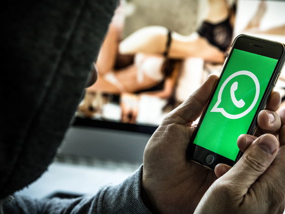 Daniel Verlaan ontdekte handel in gegevens van vijftigplussers bij Whatsappfraude