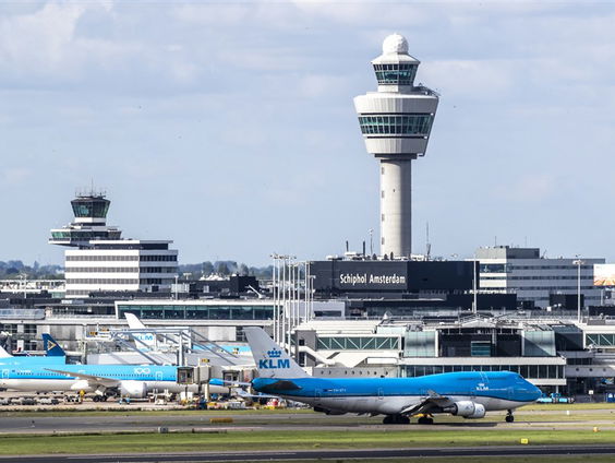 Stand.nl: Bij goed gedrag mag Schiphol blijven groeien