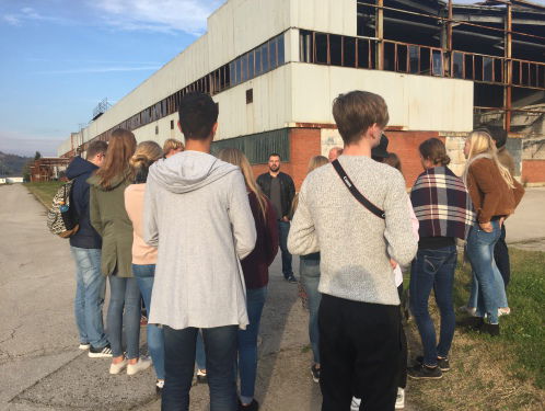 Schoolreisje naar Srebrenica