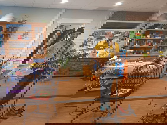 Stadstroubadour Maarten van Veen met 'Leef'