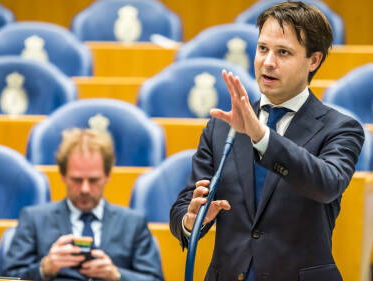 Joost Sneller (D66): burgers moeten wetsvoorstellen kunnen bijsturen