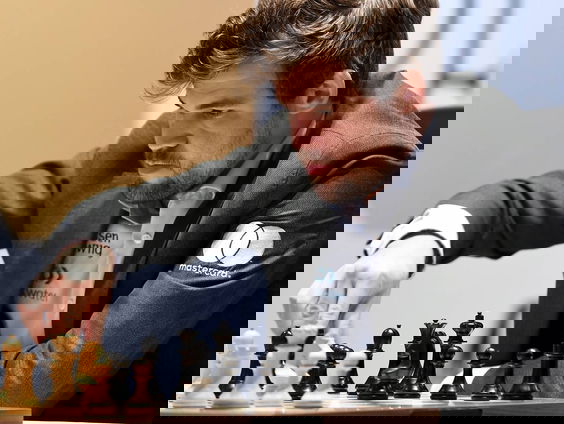 Carlsen prolongeert wereldtitel schaken en verlengt heerschappij tot tien jaar