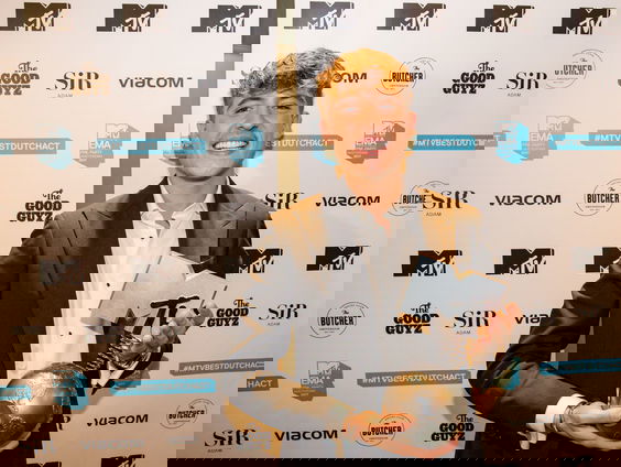 Stelling: Artiesten met een strafblad mogen niet meer gedraaid worden op de NPO