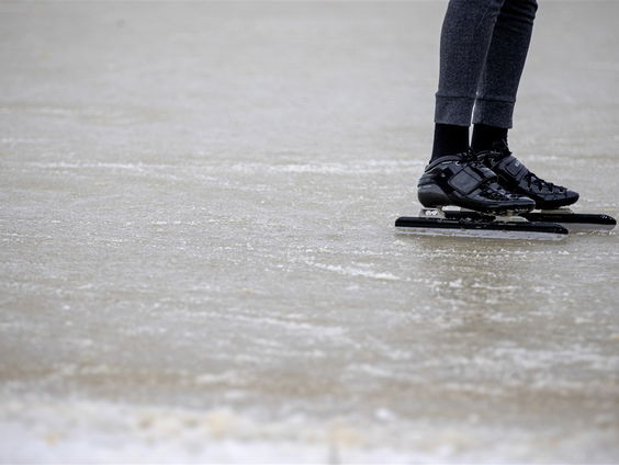 Is het ijs al dik genoeg om op te schaatsen?