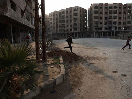 Iran herbevolkt verlaten Syrische steden