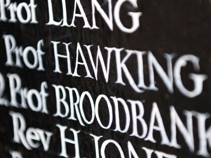 Het Mediaforum: hoe schrijf je een goed in memoriam (voor iemand die nog leeft)