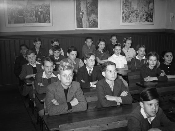 Uur 1: schoolstrijd, Jaguarman en presidentieel pardon, OVT 15-11-2020