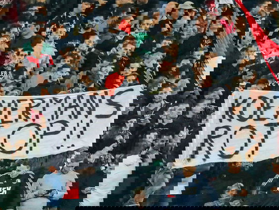 Veel Feyenoord-supporters zijn tegen de komst van een nieuw stadion