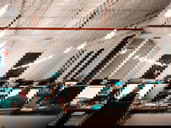 Stand.nl: 'We moeten meer uren gaan werken'