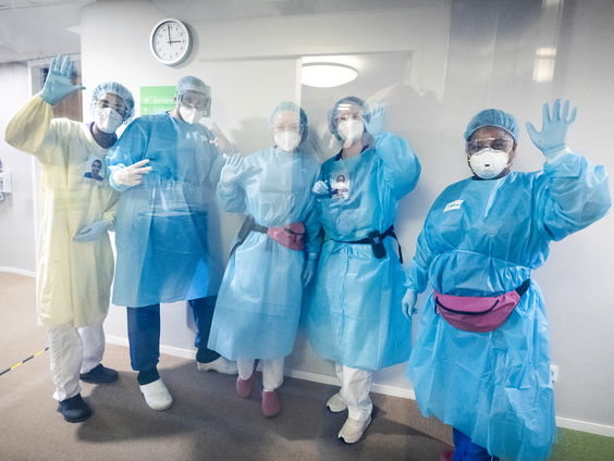 Zorgbonus en schulden? 'Bij sommigen staat de deurwaarder klaar'