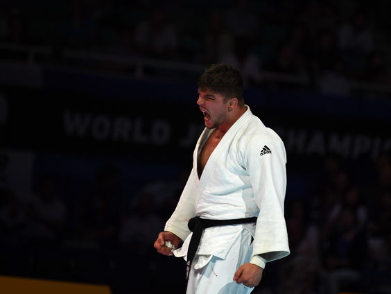 Judoka Van 't End behaalt goud op World Masters in Doha