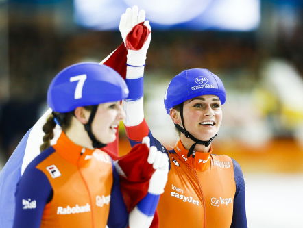 Uitgekiende tactiek van Wijfje en Schouten op massastart