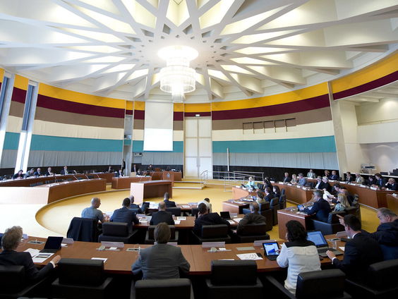 Limburg buigt zich over vertrek provinciebestuur