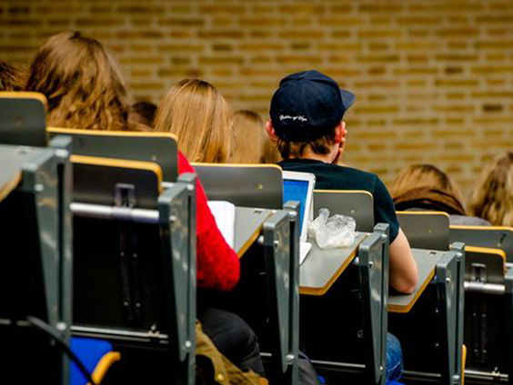 Gratis collegejaar voor iedereen