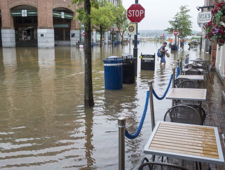 Amerikanen bereiden zich voor op 'monsterorkaan' Florence