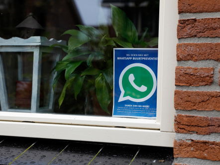Recordaantal Nederlanders houdt buurt veilig via WhatsApp