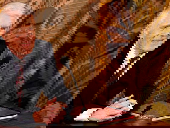 Kees van Kooten 80: Wat is zijn invloed op onze taal?