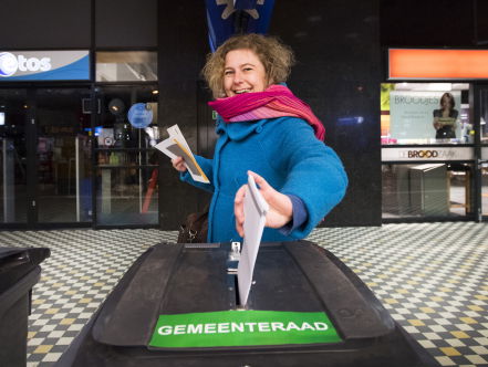 Stand.nl: Stemmen is een democratische plicht