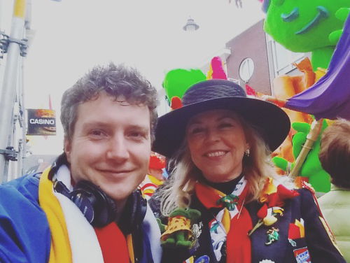 Reinout viert Carnaval met Madeleine van Toorenburg (CDA)
