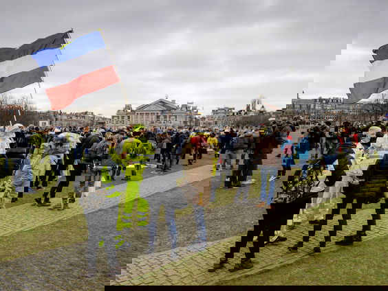 AIVD: coronacrisis extra voedingsbodem voor rechts extremisme