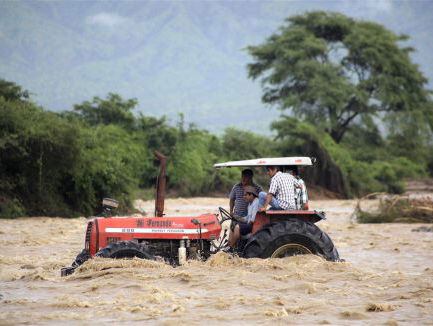 Modder overspoelt Peru