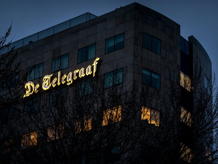 Telegraaf vraagt De Mol: stop de overnamestrijd