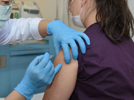 Dilemma's en overwegingen bij coronavaccinprogramma