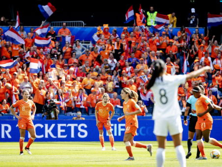 Zijn de Oranjeleeuwinnen klaar voor het prestigieuze Tournoi de France?