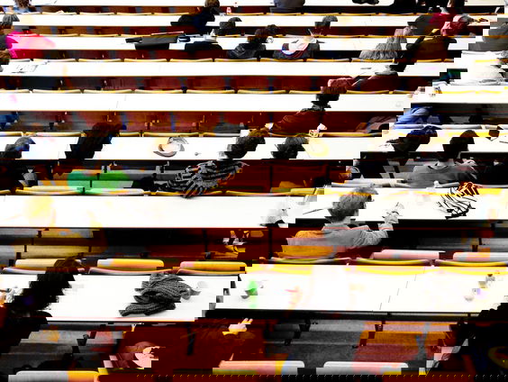 Peperdure vriendjespolitiek aan Nederlandse universiteiten