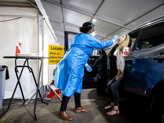 Stand.nl: Een coronatest doen zonder klachten is asociaal