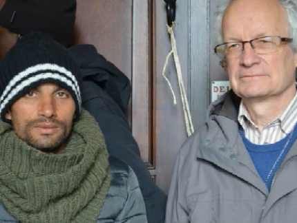 Grote illegale kampen sluiten maar de migranten blijven komen