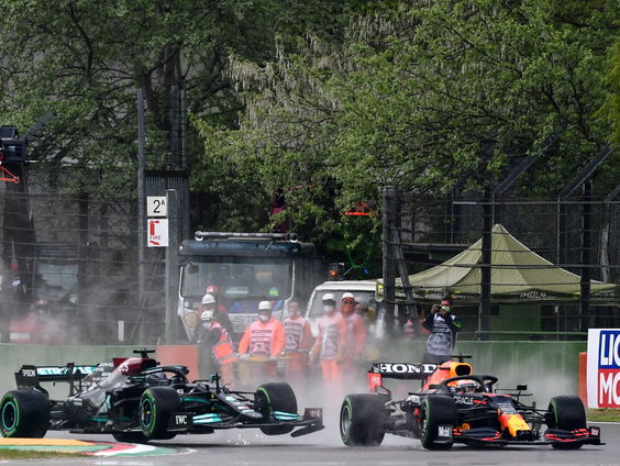 Crash Hamilton en Bottas