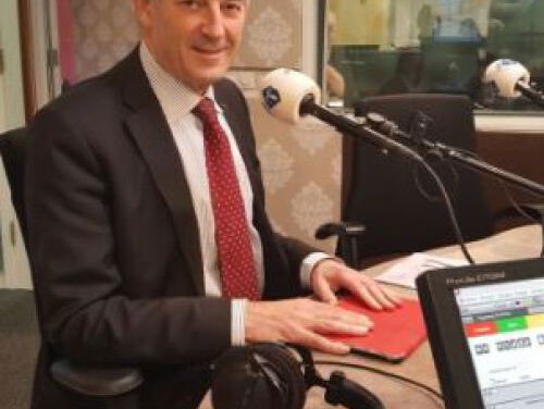 Job Cohen: 'Groots mogelijk vertrouwen in Asscher'