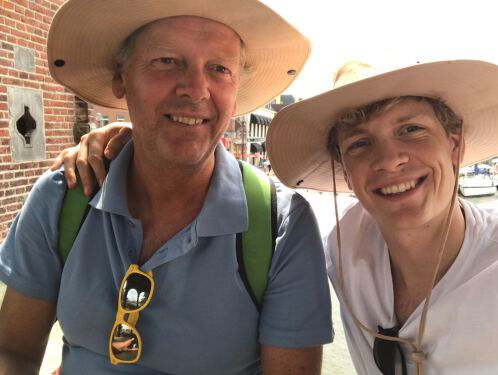 De Reizende Microfoon - Acteur Martijn Lakemeier in gesprek met zijn vader Frits Lakemeier.
